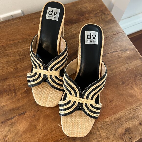 DV by Dolce Vita - Tan & Black Sandal - 9.5 - Picture 6 of 9